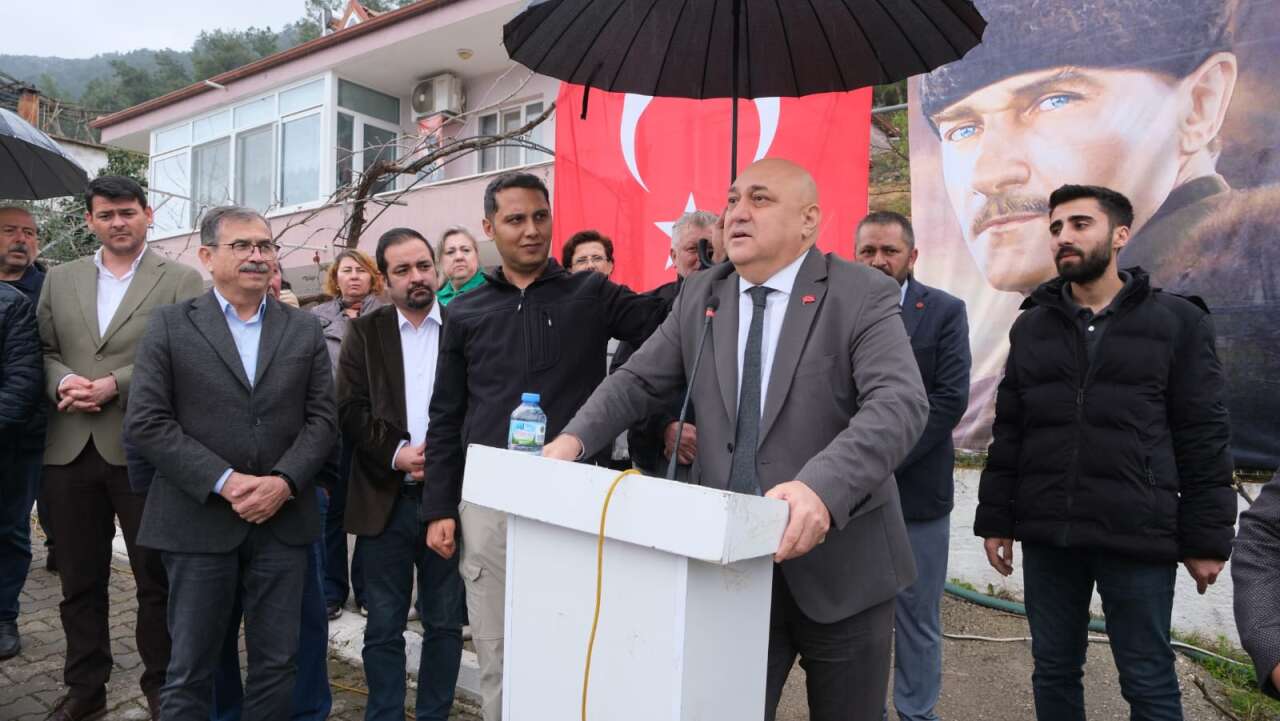 Yeşilbağcılar’da Doğalgaz Seferberliği: Dağdibi Mevkiinde İlk Kazma Vuruldu 2